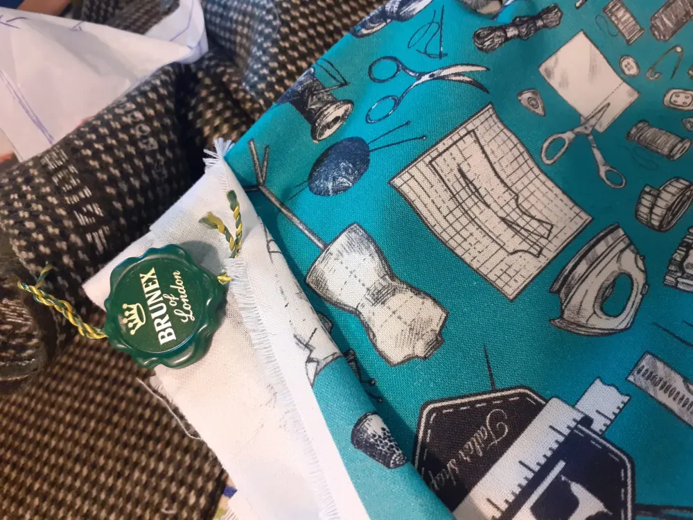 couturière à Saint-Pol-de-Léon